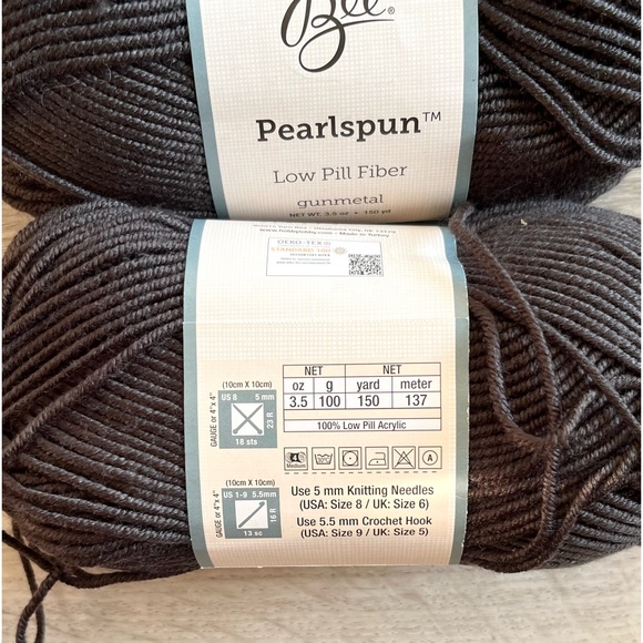 x2 Skeins of Yarn - Picture 3 of 3